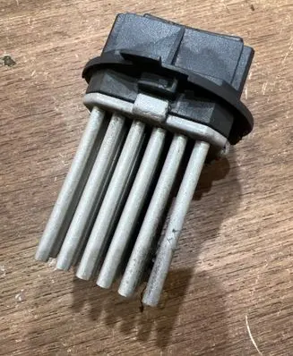 Volvo V70 Heater blower motor/fan resistor 5HL00894120 F7253 28508