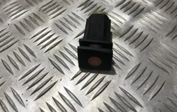 KIA Sportage Hazard light switch