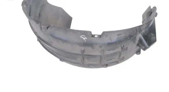 Rear arch fender liner splash guards