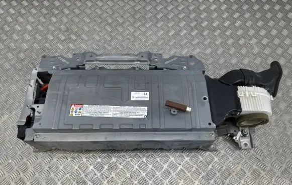 Toyota Auris E180 Hybrid / electric car battery G928012020