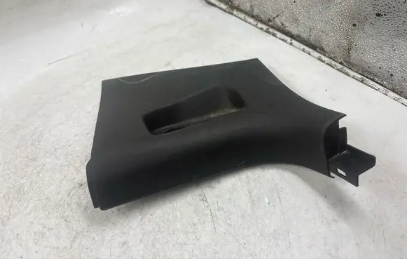 Seat Leon (1P) Foot area side trim 1P1863483