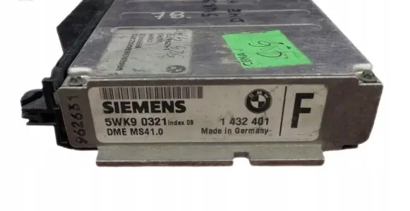 BMW 5 E39 Engine control unit/module 5WK90321 1432401