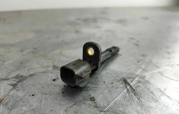 Volvo XC90 ABS brake wheel speed sensor 31362356 32279594