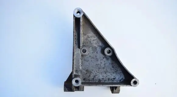 Audi A6 S6 C5 4B Engine mounting bracket 059260885F
