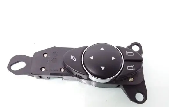 Mercedes-Benz E W211 Wing mirror switch 2118216358