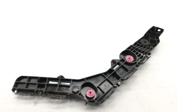 Rear bumper mounting bracket