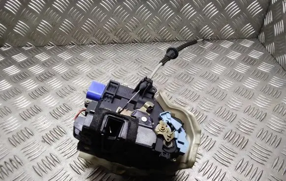 Volkswagen Phaeton Front door lock 3D2837016