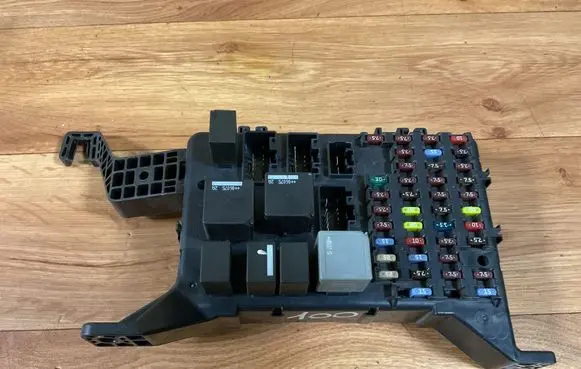Ford Mondeo Mk III Fuse box set 4S7T14A073AB 6B1520708