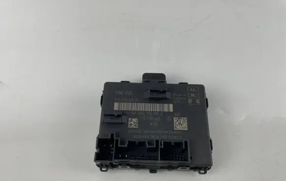 Audi Q3 F3 Door control unit/module 5Q0959595M