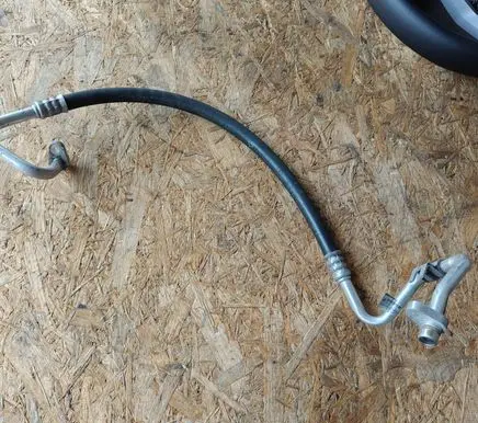 Renault Megane IV Air conditioning (A/C) pipe/hose 924902151R 1234YF