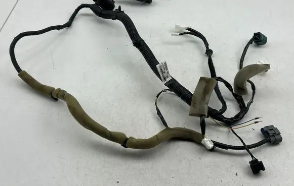 Nissan Murano Z52 Front door wiring loom 24124 1032913