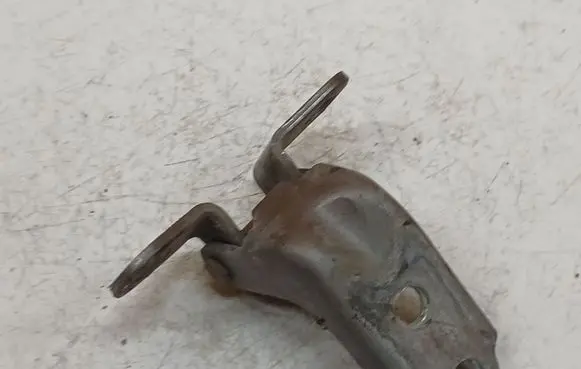 KIA Ceed Rear door lower hinge