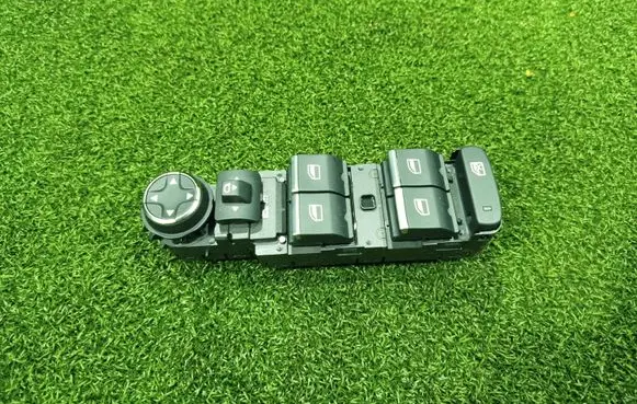 Peugeot 3008 II Electric window control switch 98290962ZD 10344396