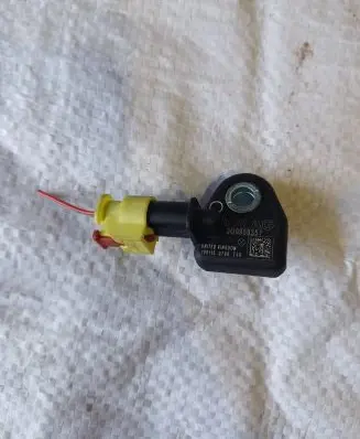 Volkswagen PASSAT B8 Airbag deployment crash/impact sensor 3Q0959351 1001150786