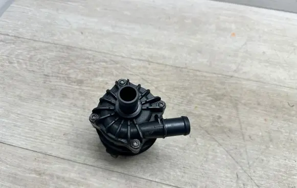 Porsche Cayenne (92A) Electric auxiliary coolant/water pump 7P0965567 95860656700