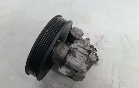 Power steering pump