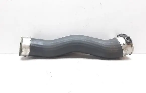 BMW 1 E82 E88 Intercooler hose/pipe 7797482 11617797482