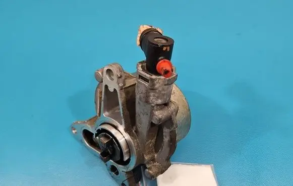 Renault Espace V (RFC) Vacuum pump 146503760R IMPRK1608618