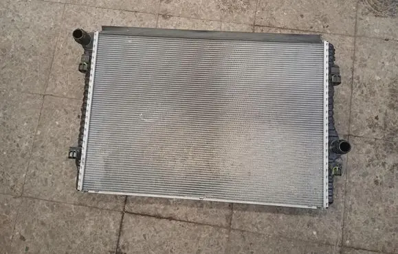 Audi TT TTS Mk2 Coolant radiator 5WA121251H