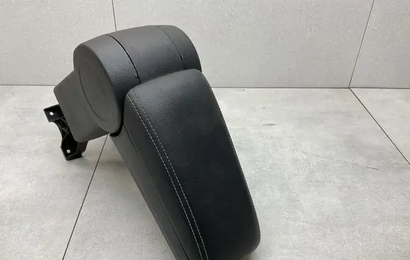 Skoda Rapid (NH) Armrest 6V0864273A