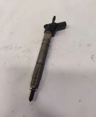Fuel injector