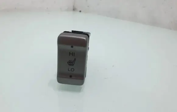 Honda FR-V Seat heating switch M26306