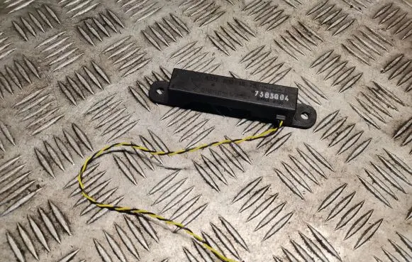Mercedes-Benz S W221 Keyless system antenna 2218201875 A2218201875