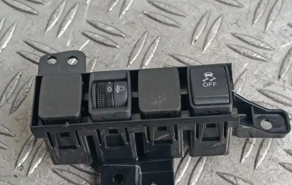 Nissan Qashqai Other switches/knobs/shifts 4ea0d 1ka0a