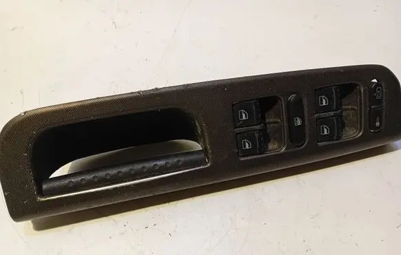 Volkswagen PASSAT B5 Electric window control switch 1J4959857D 03755031