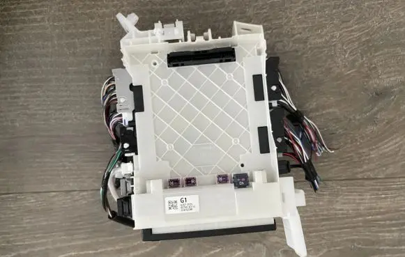 Mazda 2 Other devices 63572075 82730K0110