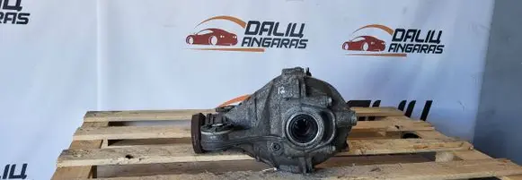 Jaguar XE Front differential GX734A213GB