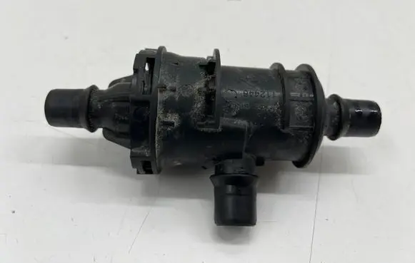 Renault Austral Thermostat 212006896R