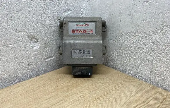 Audi A4 S4 B5 8D LP gas control unit module 67R014903 110R004904