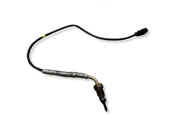 Volkswagen PASSAT B8 Exhaust gas temperature sensor 04L906088AR