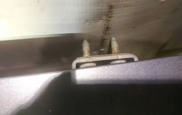 Hyundai Santa Fe Tailgate/trunk/boot hinge