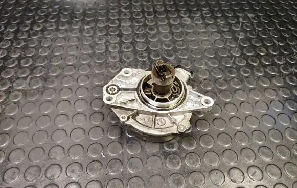 Nissan Murano Z51 Vacuum pump