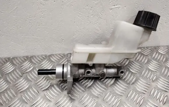 Mazda 6 Master brake cylinder 