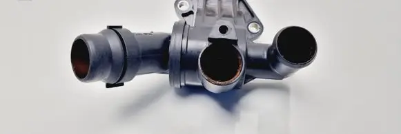 Audi A4 S4 B7 8E 8H Thermostat housing Y2495002