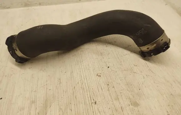 Mercedes-Benz C W204 Intercooler hose/pipe A2045282982