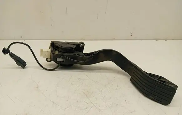 Citroen C4 I Accelerator throttle pedal F00C3E2429
