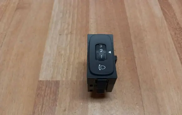 Headlight level height control switch
