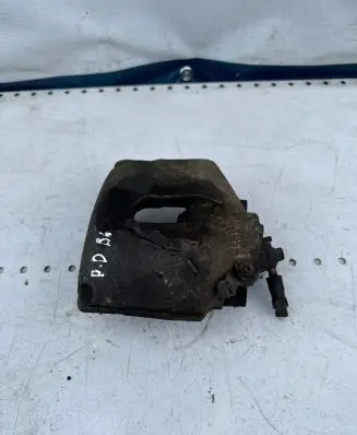 Volkswagen PASSAT B6 Front brake caliper
