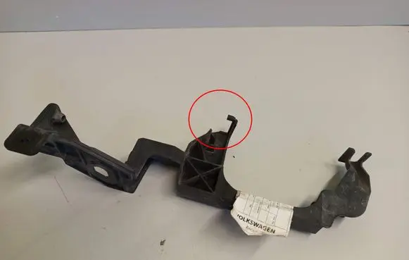 Skoda Superb B8 (3V) Radiator mount bracket 3V0805308