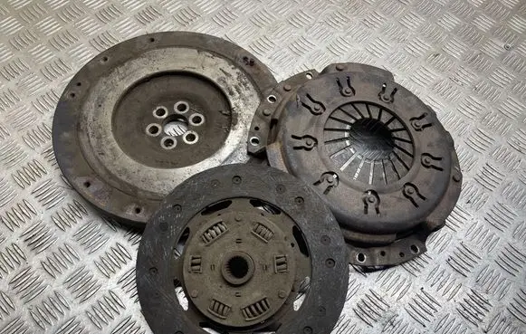 Nissan Patrol Y60 Clutch set kit