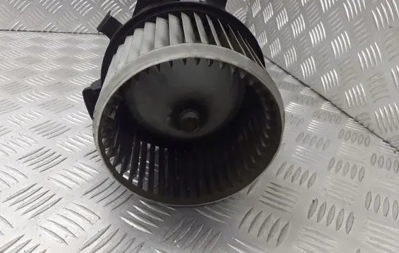 Fiat Stilo Front door blower motor 135917