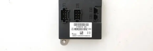 Mercedes-Benz E W211 Comfort/convenience module 2115452132 HW1003