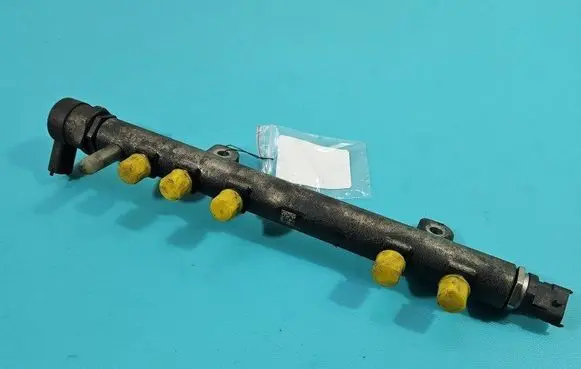 Fuel main line pipe