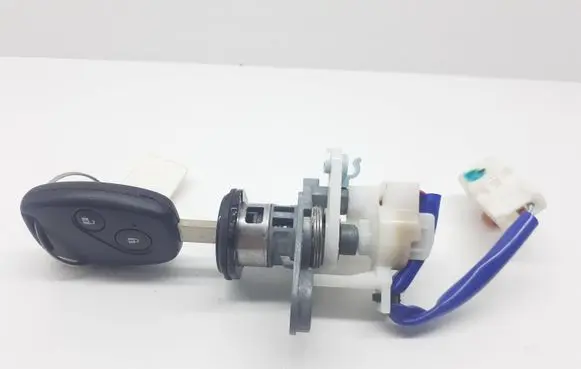 Loading door lock