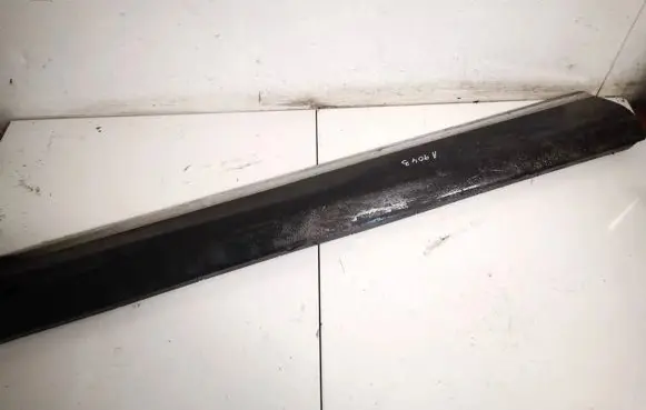 Toyota Highlander XU40 Front door trim (molding) 