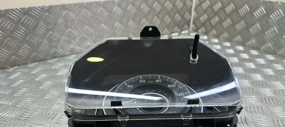 Honda CR-V Speedometer (instrument cluster) HR0408133 78100 HR0408